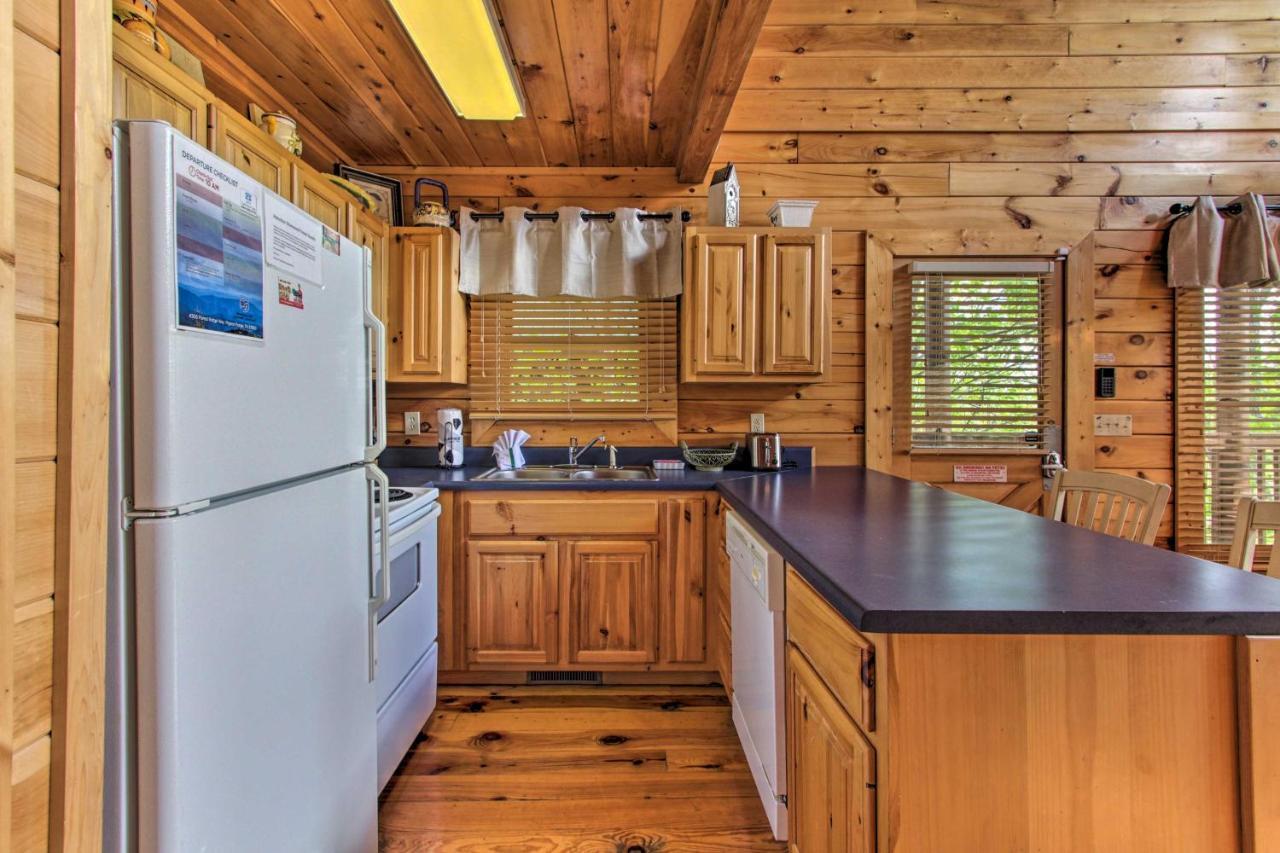 Pigeon Forge Family Cabin With Resort Pool And Hot Tub Екстер'єр фото