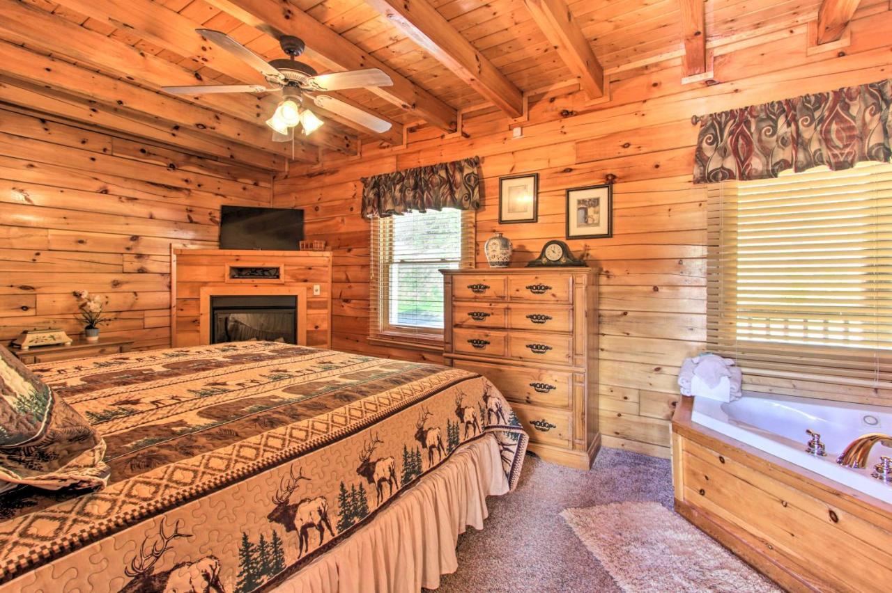 Pigeon Forge Family Cabin With Resort Pool And Hot Tub Екстер'єр фото
