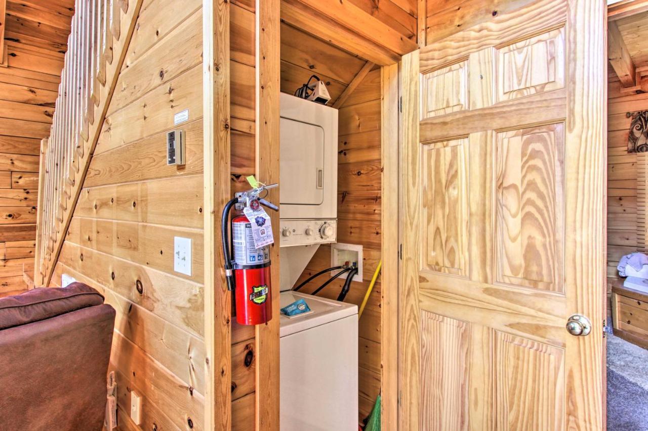 Pigeon Forge Family Cabin With Resort Pool And Hot Tub Екстер'єр фото